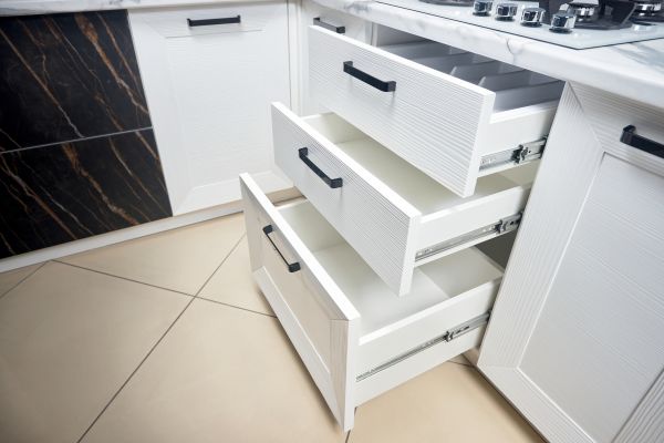 Professional Kitchen Drawer Replacement