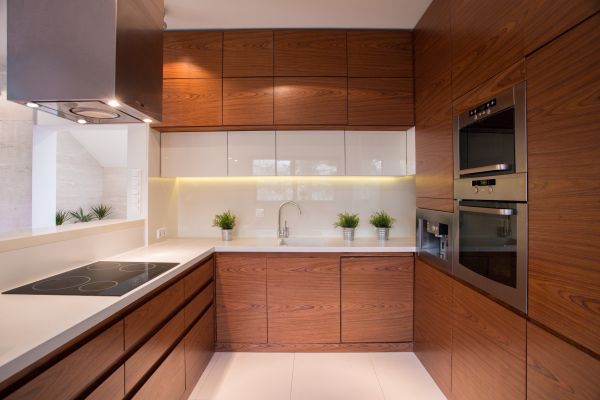 Professional Wood Cabinet Staining