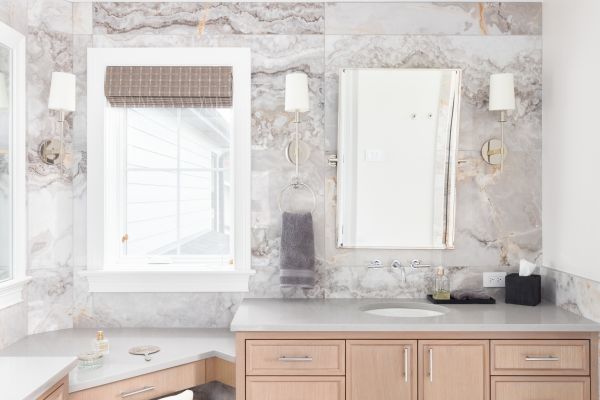Bathroom Wall Cabinet Service